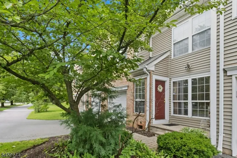 774 Featherbed Lane, Clark, NJ 07066 - #3