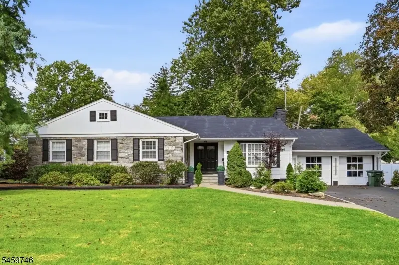 314 Judges Ln, North Plainfield, NJ 07063 - #1