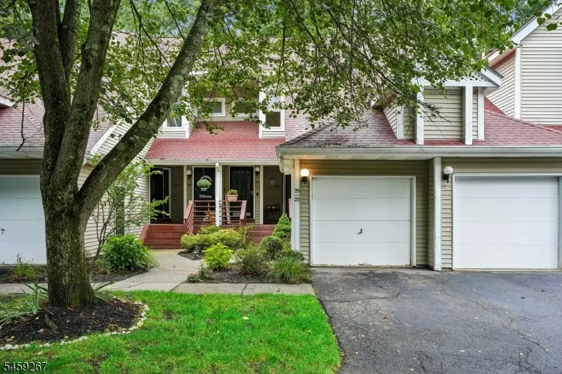 25 Ridgeview Ter, Oak Ridge, NJ 07438 - #1