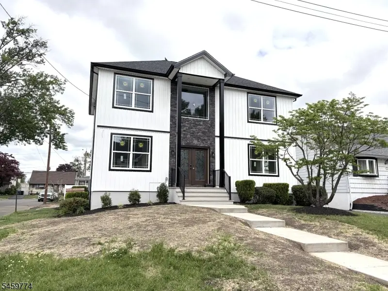 28 S Mckinley Ave, Colonia, NJ 07067 - #1