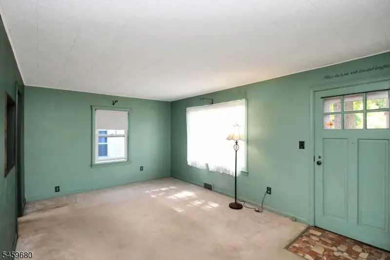 57 N Main St, Flemington, NJ 08822 - #3