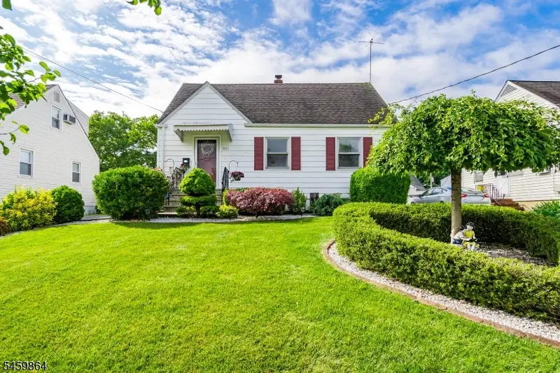 1601 Raritan Rd, Clark, NJ 07066 - #2