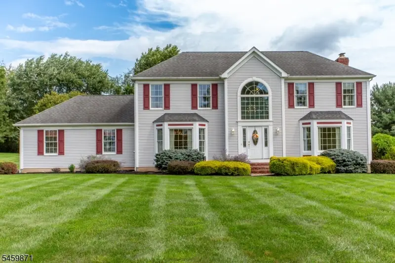 25 Farmhouse Rd, Alexandria, NJ 08848 - #2