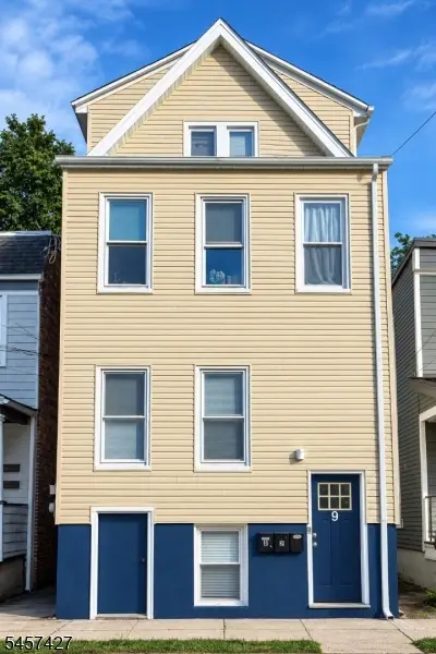 9 Wheeler St, Montclair Twp., NJ 07042