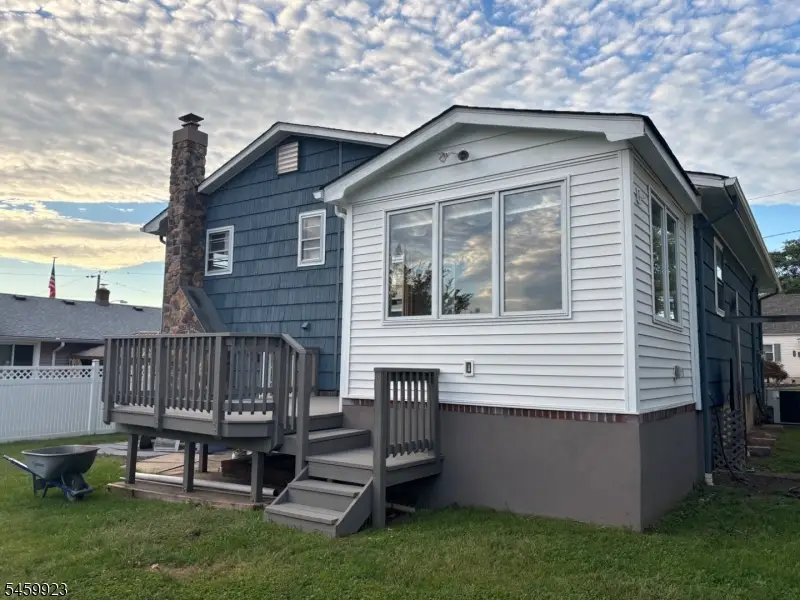 331 W Frech Ave, Manville, NJ 08835 - #3