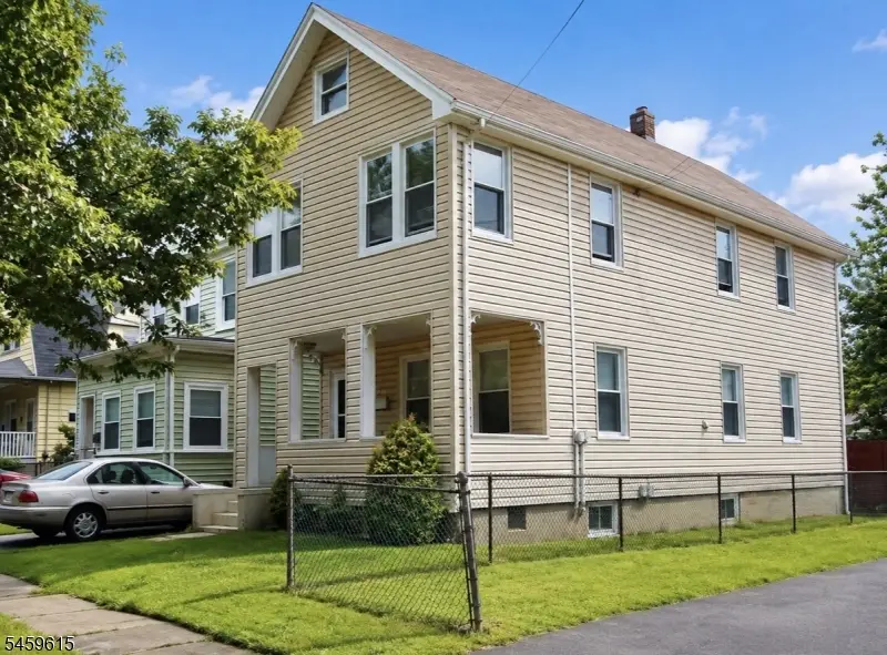 509 Roosevelt St, Roselle Park, NJ 07204 - #1