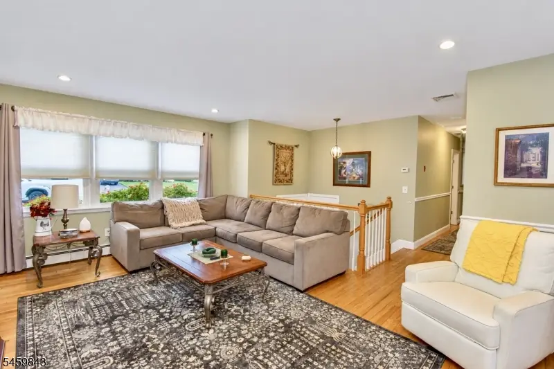 28 Yacht Club Dr, Lake Hopatcong, NJ 07849 - #2