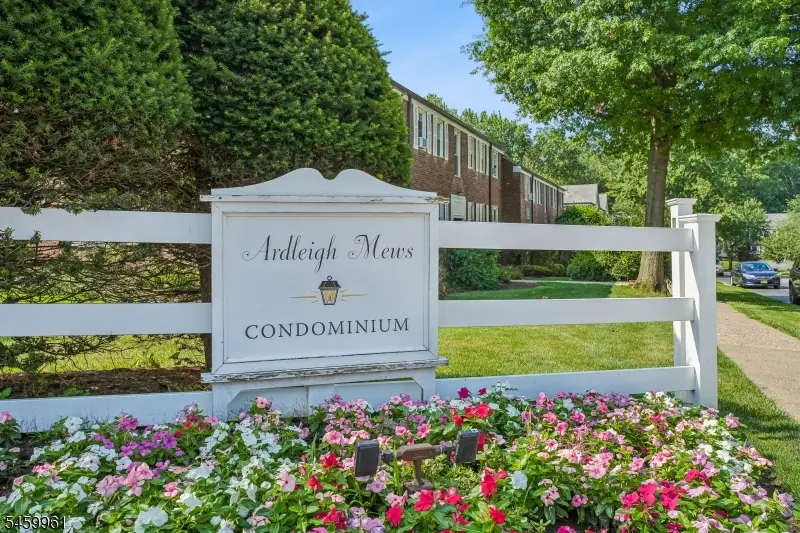 349 Bloomfield Ave #10, Verona, NJ 07044 - #2