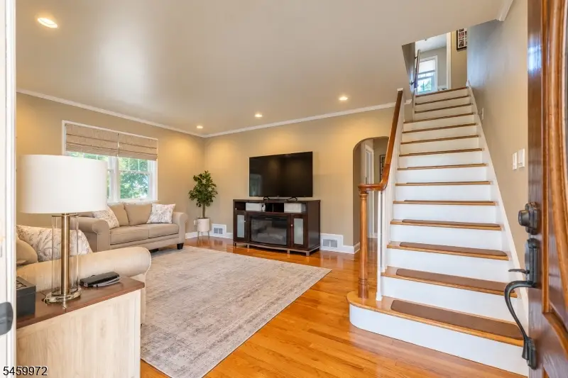 715 Ainsworth St, Linden, NJ 07036 - #3