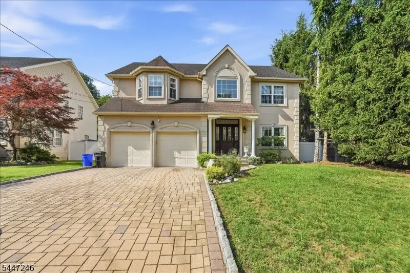5 Old Bridge Rd, Cedar Grove, NJ 07009 - #1