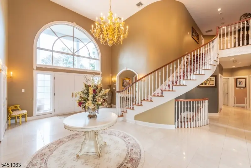 18 Nathan Dr, Montville, NJ 07045 - #3