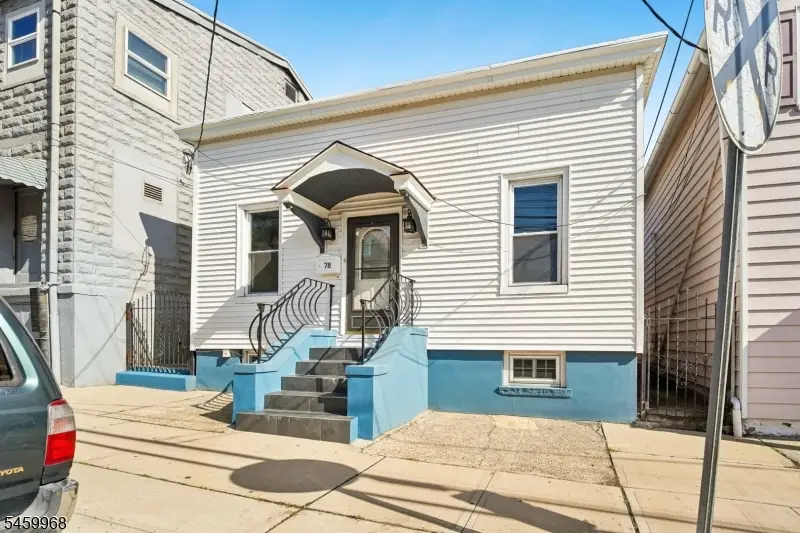 78 Holmes St, Belleville, NJ 07109 - #1