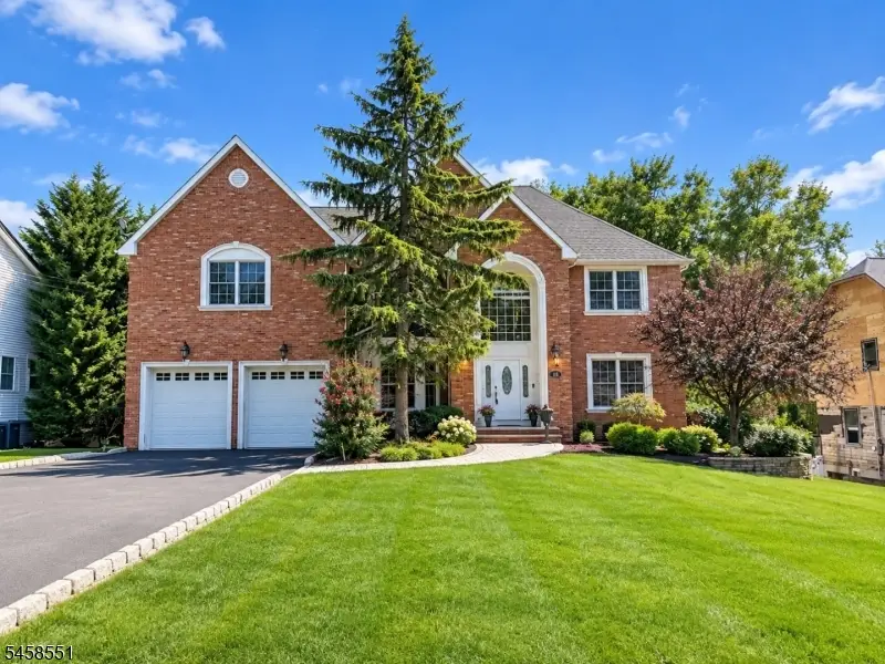 165 Briarheath Lane, Clark, NJ 07066 - #1