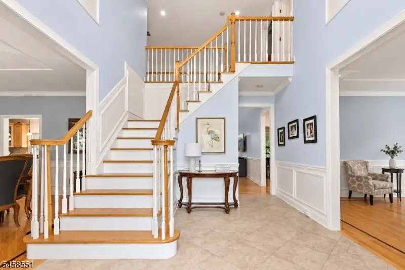 165 Briarheath Lane, Clark, NJ 07066 - #3