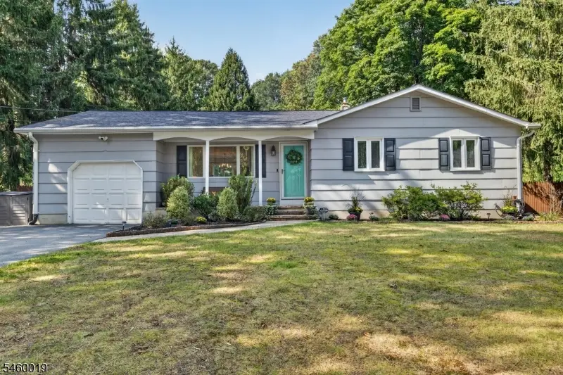 39 Piney Branch Rd, East Windsor, NJ 08512 - #1