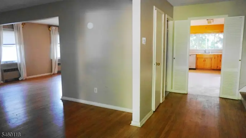 8 Mountain Way S, West Orange, NJ 07052 - #3