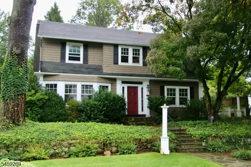 72 Gould Pl, Caldwell, NJ 07006 - #1