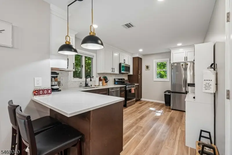 102 Hiawatha Blvd, Oakland, NJ 07436 - #2