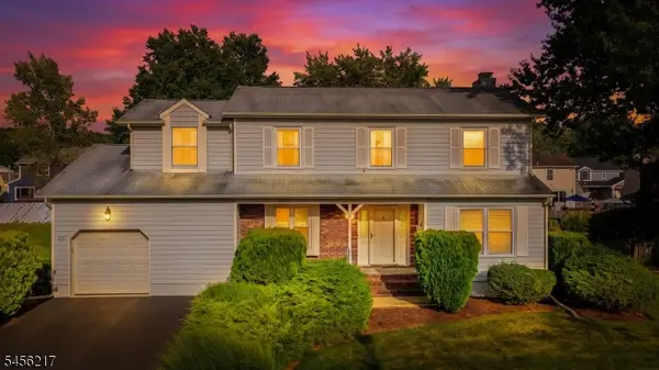 65 Dunedain St, Hillsborough Twp., NJ 08844