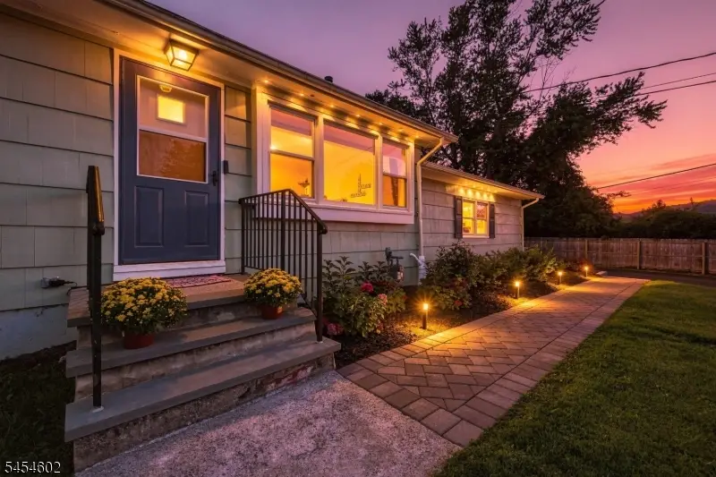 5 Old Farmers Rd, Long Valley, NJ 07853 - #2
