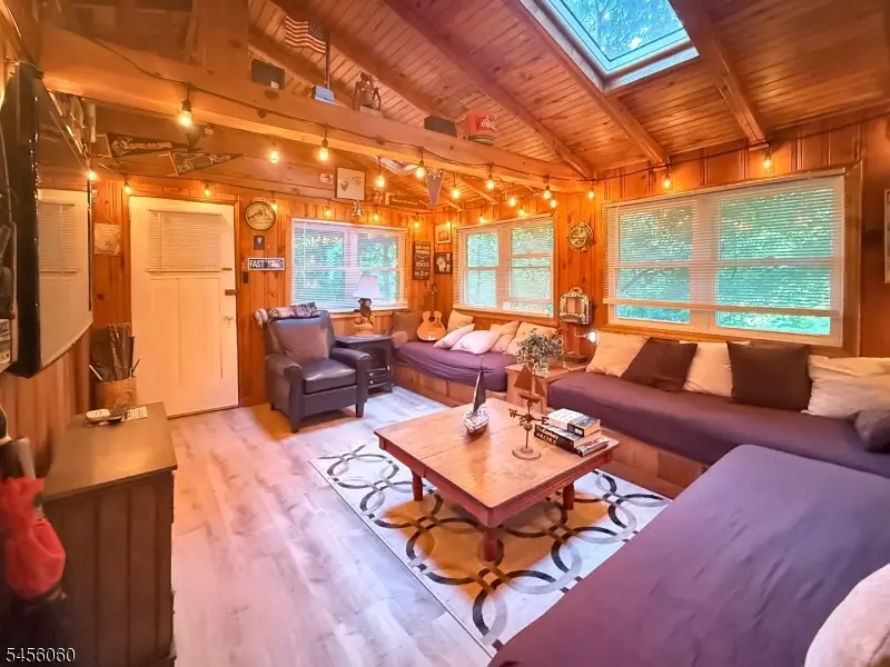 32 Playhouse Park, Lake Hopatcong, NJ 07849 - #3