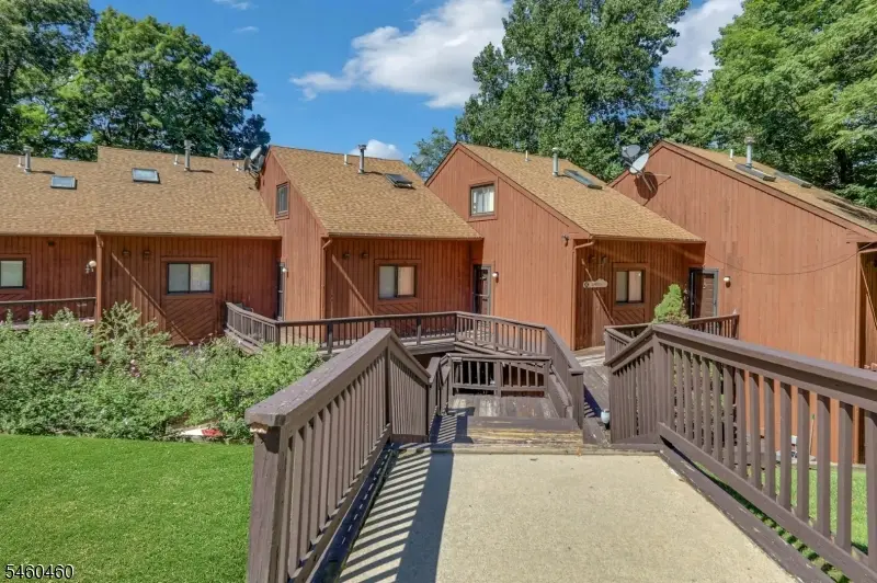 4 Davos Dr #9, Vernon Center, NJ 07462 - #1