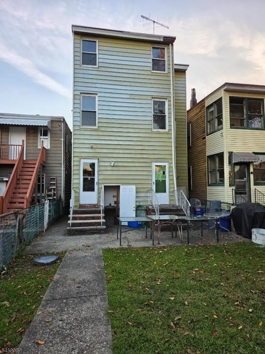 132 Paterson Ave, Paterson, NJ 07502 - #2