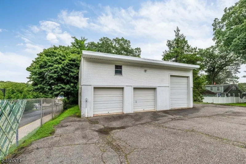 255 Fairview Ave, Verona, NJ 07044 - #3