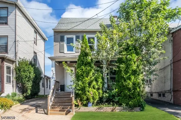 379 Seminary Ave, Rahway City, NJ 07065