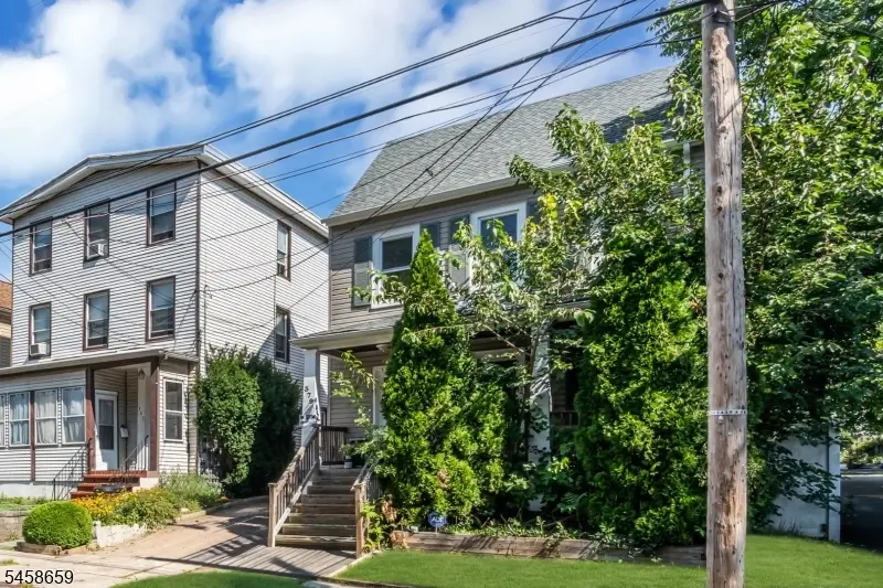 379 Seminary Ave, Rahway, NJ 07065 - #2