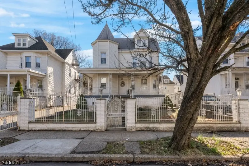 38 Nairn Pl, Newark, NJ 07108 - #1