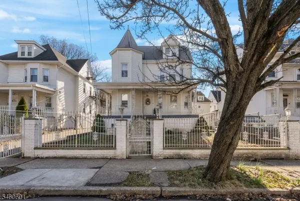 38 Nairn Pl, Newark City, NJ 07108