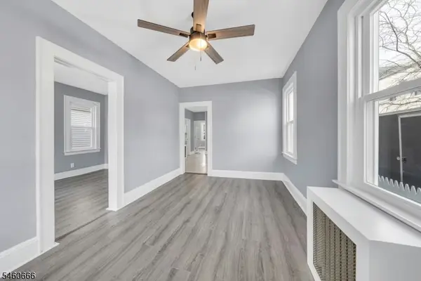 54 Thomas St, Bloomfield Twp., NJ 07003