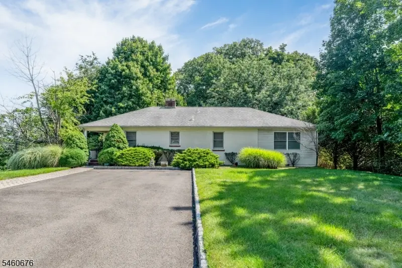 59 Charwalt Dr, Hawthorne, NJ 07506 - #1