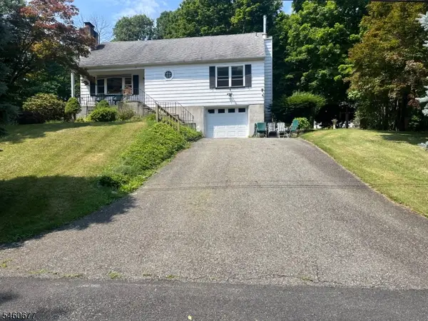 17 Misty Lane, West Milford Twp., NJ 07480
