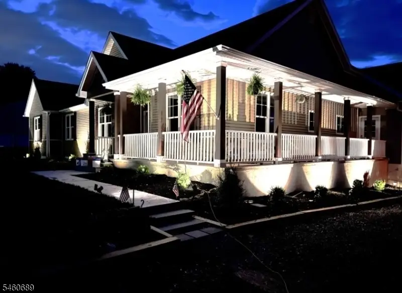 81 Belview Rd, Lopatcong, NJ 08865 - #3