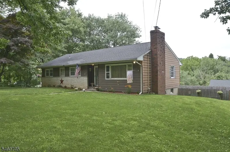 7 Salmon Lane, Roxbury, NJ 07853 - #1
