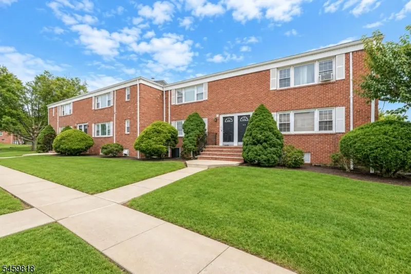 3 Columbia Dr #1A, Bridgewater, NJ 08807 - #2