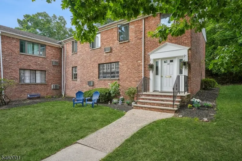 28A Troy Dr, Springfield, NJ 07081 - #1