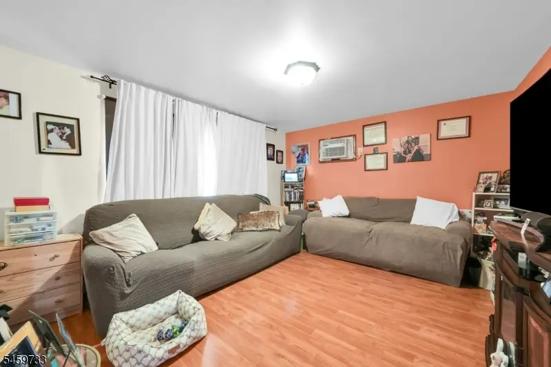 83 Pacific St, Newark, NJ 07105 - #3
