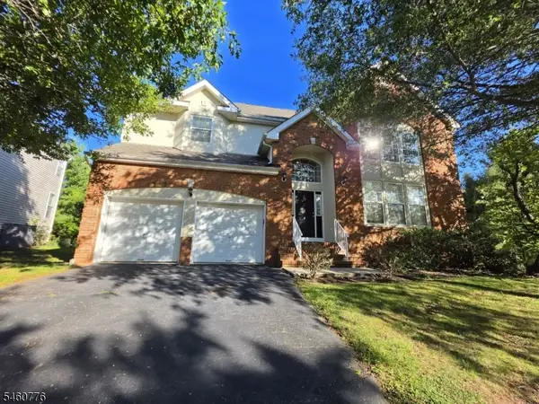 19 Goldenrod Dr, Montgomery Twp., NJ 08502