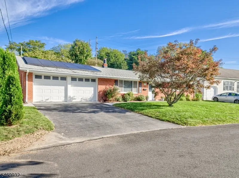 20 Mckinley Ave, Washington, NJ 07882 - #1