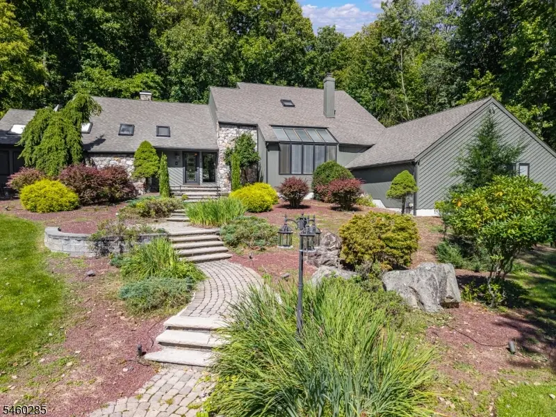 33 Radcliffe Dr, Sparta, NJ 07871 - #1