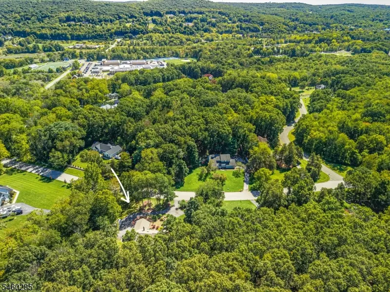 33 Radcliffe Dr, Sparta, NJ 07871 - #3