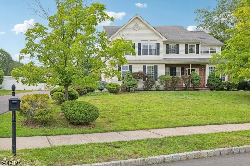 9 Rue Cezanne, Franklin, NJ 08873 - #2