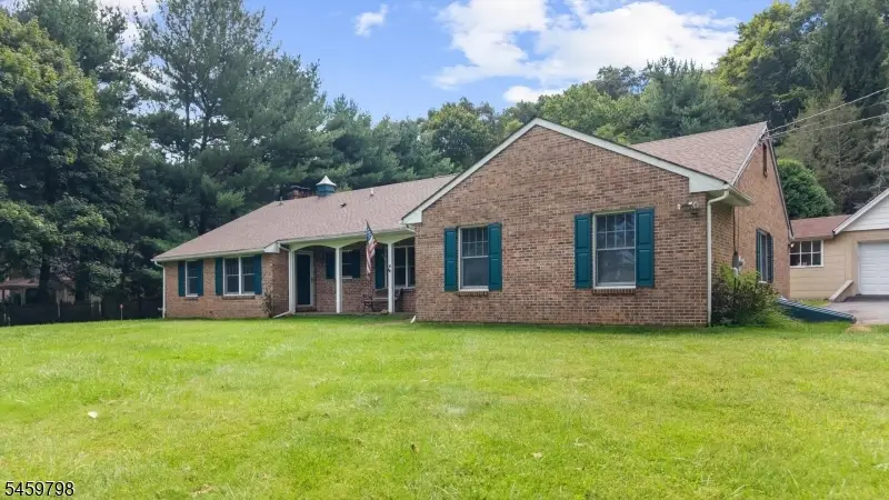 95 Sliker Rd, Califon, NJ 07830 - #2