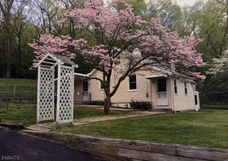 15 Mount Arlington Rd, Roxbury, NJ 07852 - #1