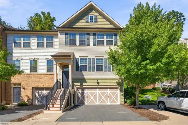 82 Albert Ct, Randolph Twp., NJ 07869