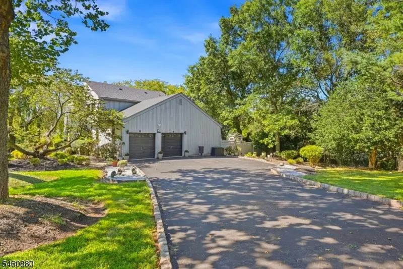 2 Sweet Briar Ct, Montgomery, NJ 08502 - #3