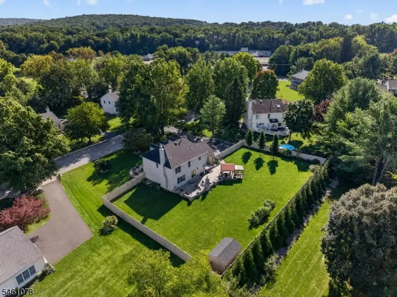 2 Saint Andrews Dr, Washington, NJ 07882 - #2